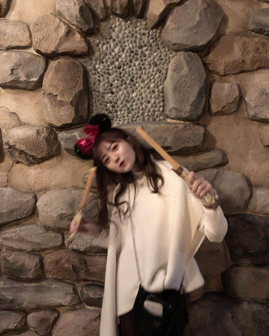 吉井美優さんのインスタグラム写真 - (吉井美優Instagram)「. 美女と野獣 当たらなかったの また行きたいな 〜  🎠 ❤︎  #ディズニー」11月6日 18時41分 - miyu_yoshii32