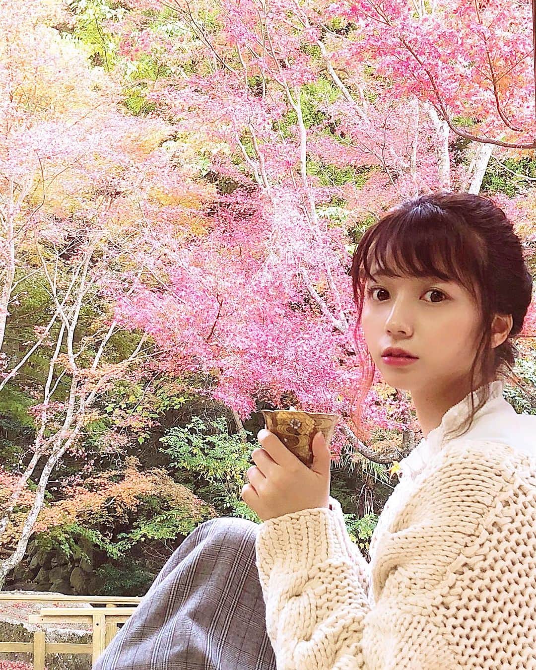のインスタグラム：「. 11/8（日） ボルクバレット北九州の試合の応援に！ 私もボルクバレット公式応援ユニット バレ姫（ @barehime ）として 行かせてもらえることが決まりました📣🔥  観客を入れての久しぶりの試合‼️  私は、初観戦！！とても楽しみ〜💪💕  みんなでボルクバレット北九州を 会場で応援しましょう🥰✨  ついでに私にも会いに来てね🙋🏻‍♀️笑 見かけたらお声掛けください〜🤣  11/8  12:00 KICK OFF‼️ 　　　→北九州市立総合体育館 ボルクバレット北九州vsバサジィ大分  #フットサル#北九州#ボルクバレット北九州 #バレ姫#スポーツ観戦#福岡#紅葉#佐賀」