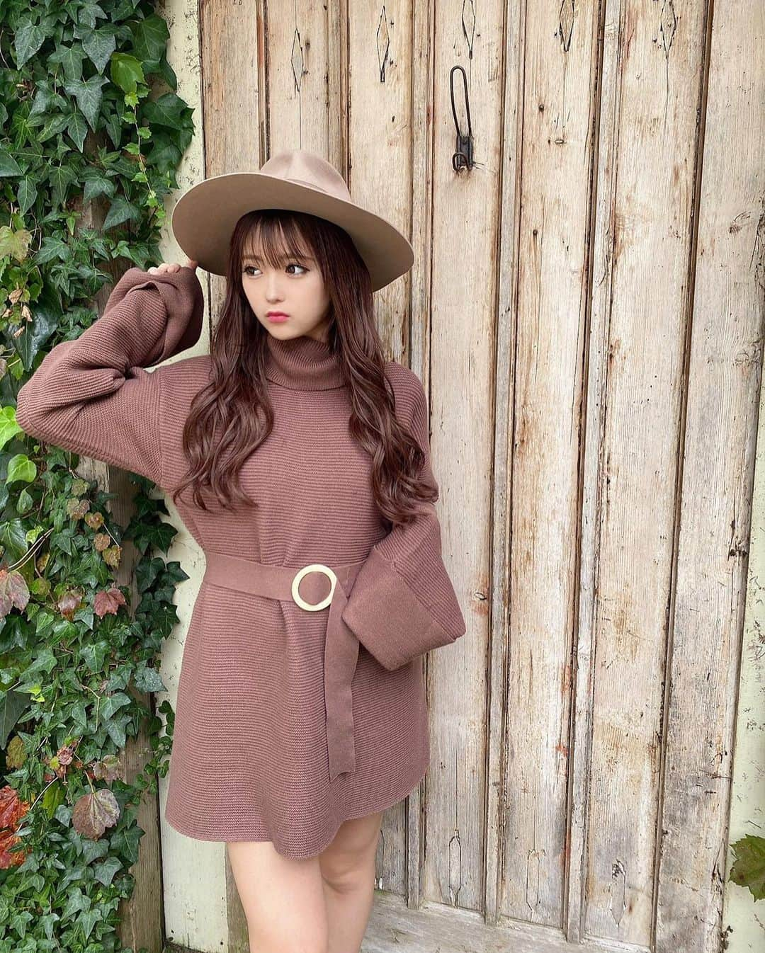 松田聖菜さんのインスタグラム写真 - (松田聖菜Instagram)「こないだ着てた服の質問多かったから答えるね🥺💗 ＠spiralgirl_official のだよ♡  ベルト付きでかわいい♡ 色がめっちゃ秋っぽくて好み←  #SPIRALGIRL #スパイラルガール」11月6日 19時03分 - seinaaa_0318