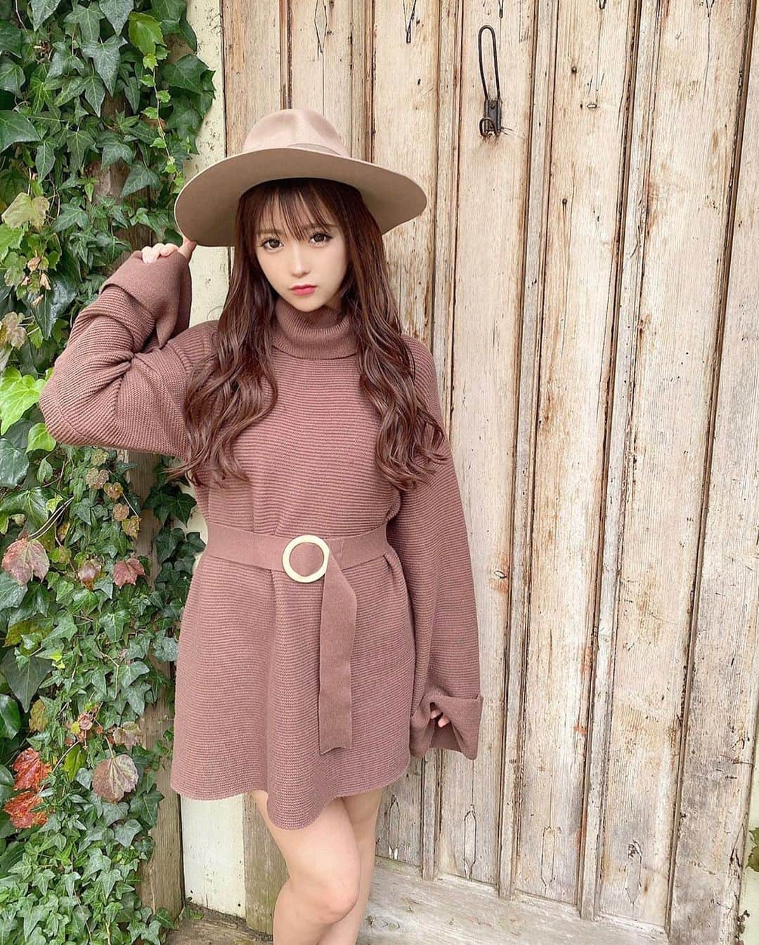 松田聖菜さんのインスタグラム写真 - (松田聖菜Instagram)「こないだ着てた服の質問多かったから答えるね🥺💗 ＠spiralgirl_official のだよ♡  ベルト付きでかわいい♡ 色がめっちゃ秋っぽくて好み←  #SPIRALGIRL #スパイラルガール」11月6日 19時03分 - seinaaa_0318