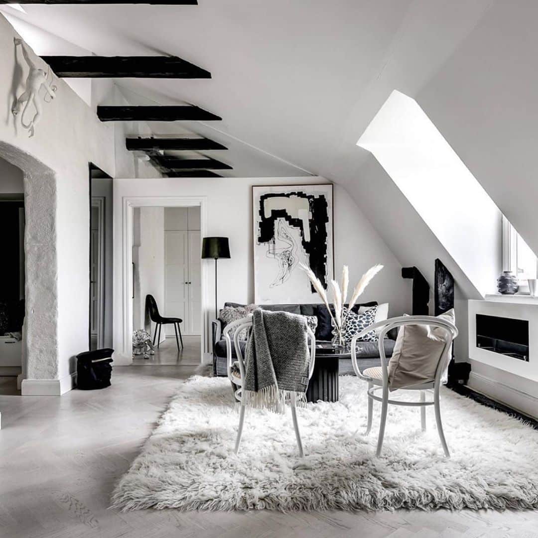 My Interiorさんのインスタグラム写真 - (My InteriorInstagram)「Stunning home in Sweden 🇸🇪 styled by @stylingbolaget 📸 by @henriknero」11月6日 19時07分 - myinterior
