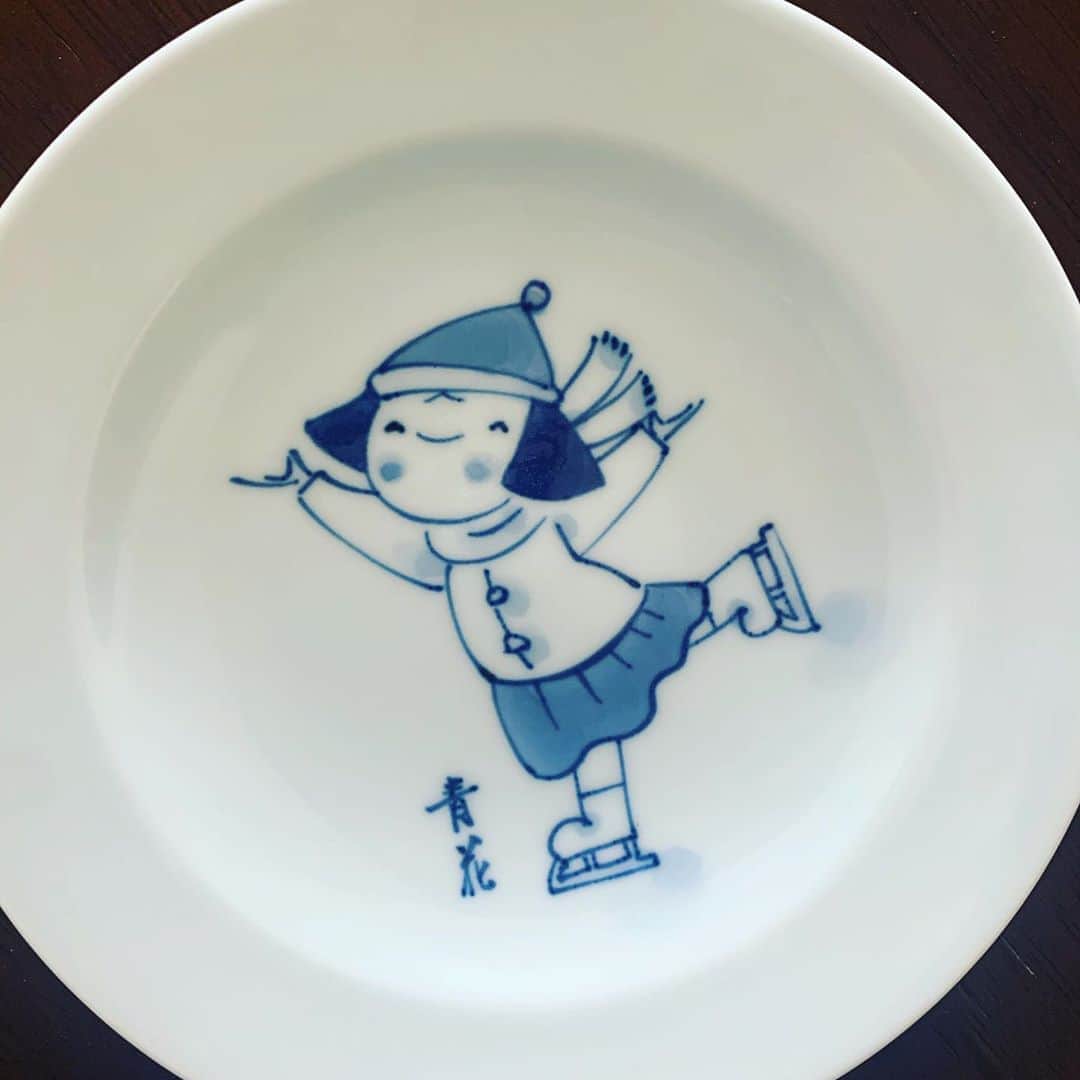 細田采花のインスタグラム：「お皿が気になるというお声が多かったので！ このお皿です^_^」