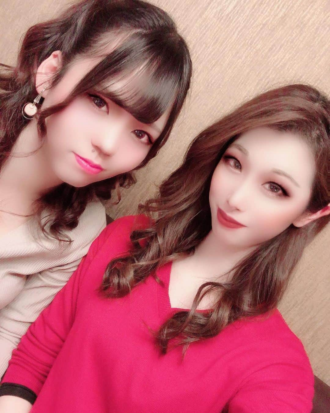 綾瀬さやのインスタグラム：「⭐︎⭐︎⭐︎⭐︎⭐︎  vivi京都のりんなちゃんと🥺💗  昨日も会えました╰(*´︶`*)╯♡  #シークレットガーデン京都#シークレットガーデン#secretgardenkyoto#secretgarden#SG京都#キャバクラ#キャバ嬢#ニュークラ#insou#insou西日本#京都#木屋町#祇園#歌舞伎町#六本木#銀座#すすきの#錦#北新地#ミナミ#中洲#綾瀬さや#シャンパン」