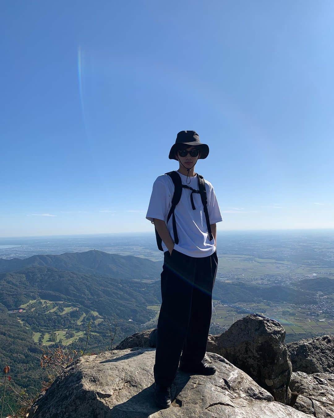 那須泰斗さんのインスタグラム写真 - (那須泰斗Instagram)「Mount Tsukuba, Japan⛰🇯🇵 標高877mで初級者向けだけど天気が良くて絶景でした。」11月6日 19時32分 - nasu__taito