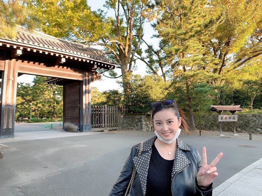 時田愛梨さんのインスタグラム写真 - (時田愛梨Instagram)「京都御所☀️ #kyoto #kyotogosho #history #historytour #big #京都御所　#京都 #観光　#広すぎた　#迷子になった　#何個石があるんだろ」11月6日 19時38分 - eri_tokita