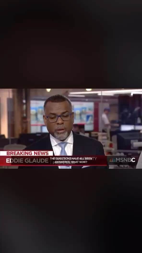 マット・マクゴリーのインスタグラム：「Video of @esglaude . Let us celebrate when the fascist loses. But a reminder that beating a fascist by a hair is not something to ultimately be proud of. White people, it is OUR responsibility to dismantle white supremacy. Stop thinking that being better than a fascist (and those that support him) is enough. The right is going to be organizing HARD after this, and we need to be doing the same. Get educated and get organized!!!」
