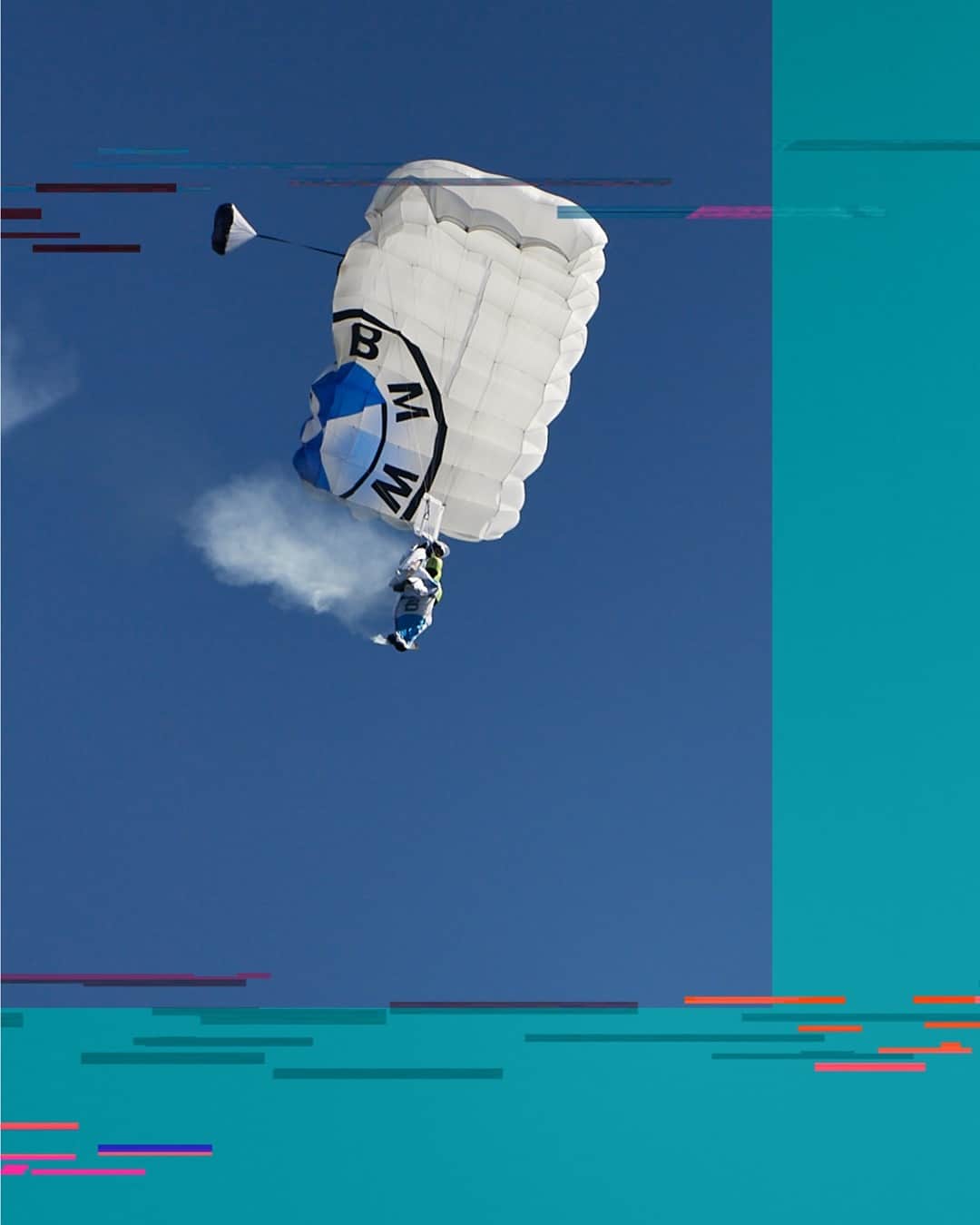 BMWのインスタグラム：「Yes, BMW i can basically fly now. Watch the first-ever electrified Wingsuit jump. #NEXTGen #ElectrifiedWingsuit #THEiX3 #BornElectric @BMWi __ BMW iX3: Energy consumption in kWh/100 km (combined): 17.8–17.5. CO2 emissions in g/km (combined): 0. Further information: www.bmw.com/disclaimer.」
