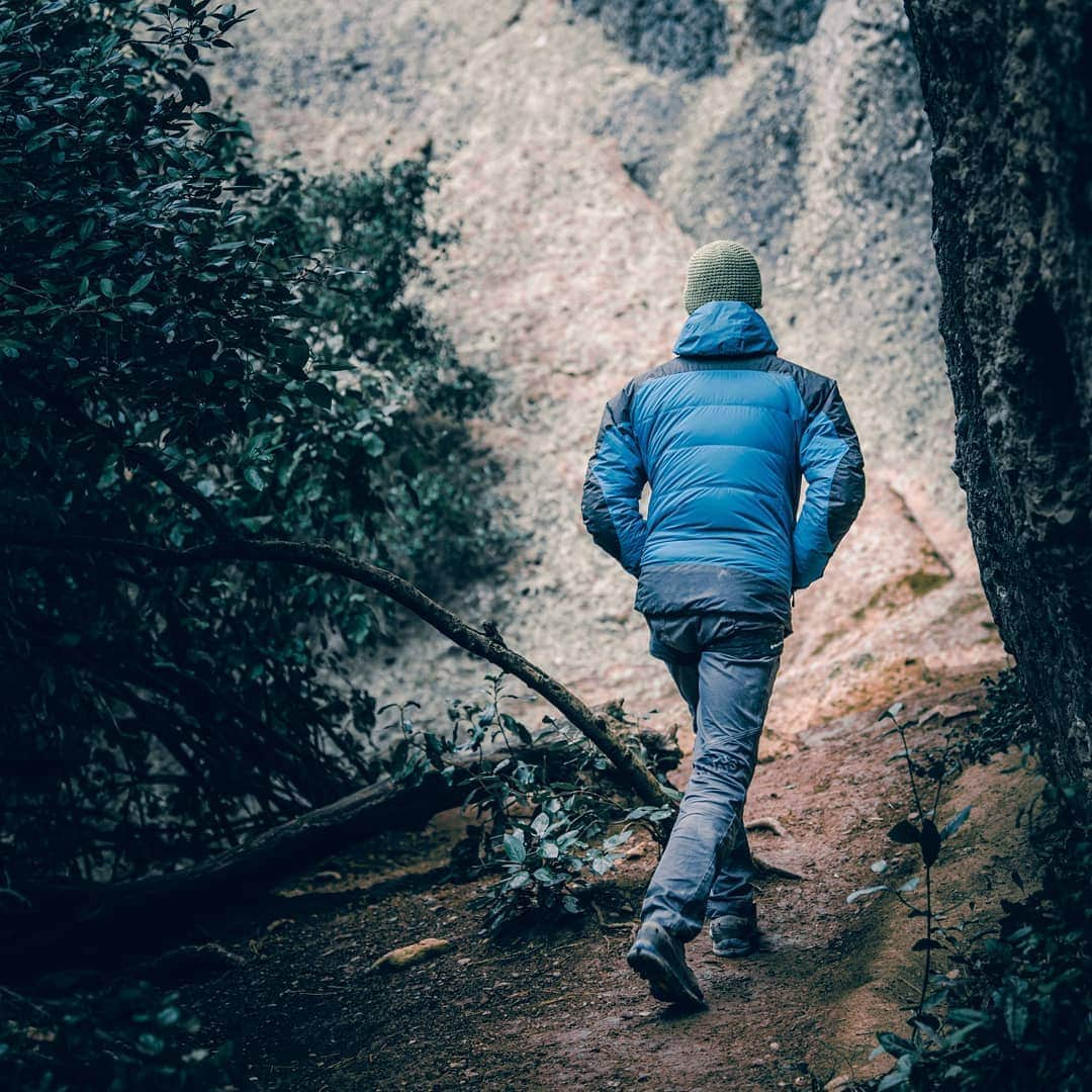 アダム・オンドラさんのインスタグラム写真 - (アダム・オンドラInstagram)「There are several things which may scotch your outdoor climbing. One of them is weather... Let's hope for better conditions in the coming days! Check out my website for being up to date about the progress. Pics by @pet.phot #onthego」11月7日 6時08分 - adam.ondra