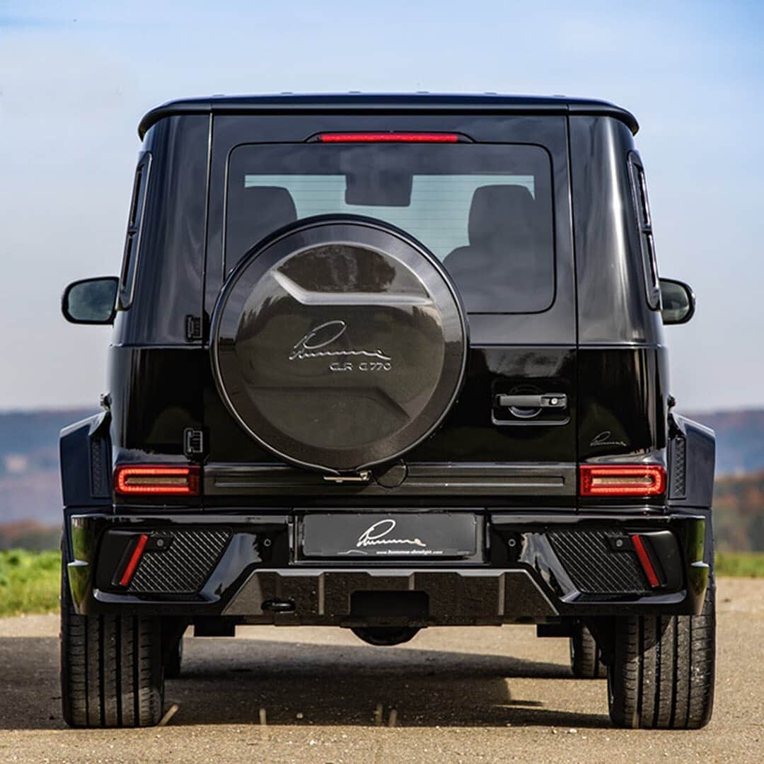 HYPEBEASTさんのインスタグラム写真 - (HYPEBEASTInstagram)「@hypebeastcarclub: LUMMA Design has brought its signature widebody aesthetic to the @mercedesbenz G-Class. At the front, you’ll find a massive hood scoop sitting atop the hood, with a new red-accented grille carrying LED daytime running lights and a massive LUMMA logo. The redesigned front bumper flare out at the bottom, offering a more streamlined flow down to the widebody fenders, which now hover above massive 24-inch CLR RS black wheels to complete the look. The kit will set you back for approximately $15,017 USD,⁠⠀ Photo: LUMMA Design⁠」11月7日 6時11分 - hypebeast