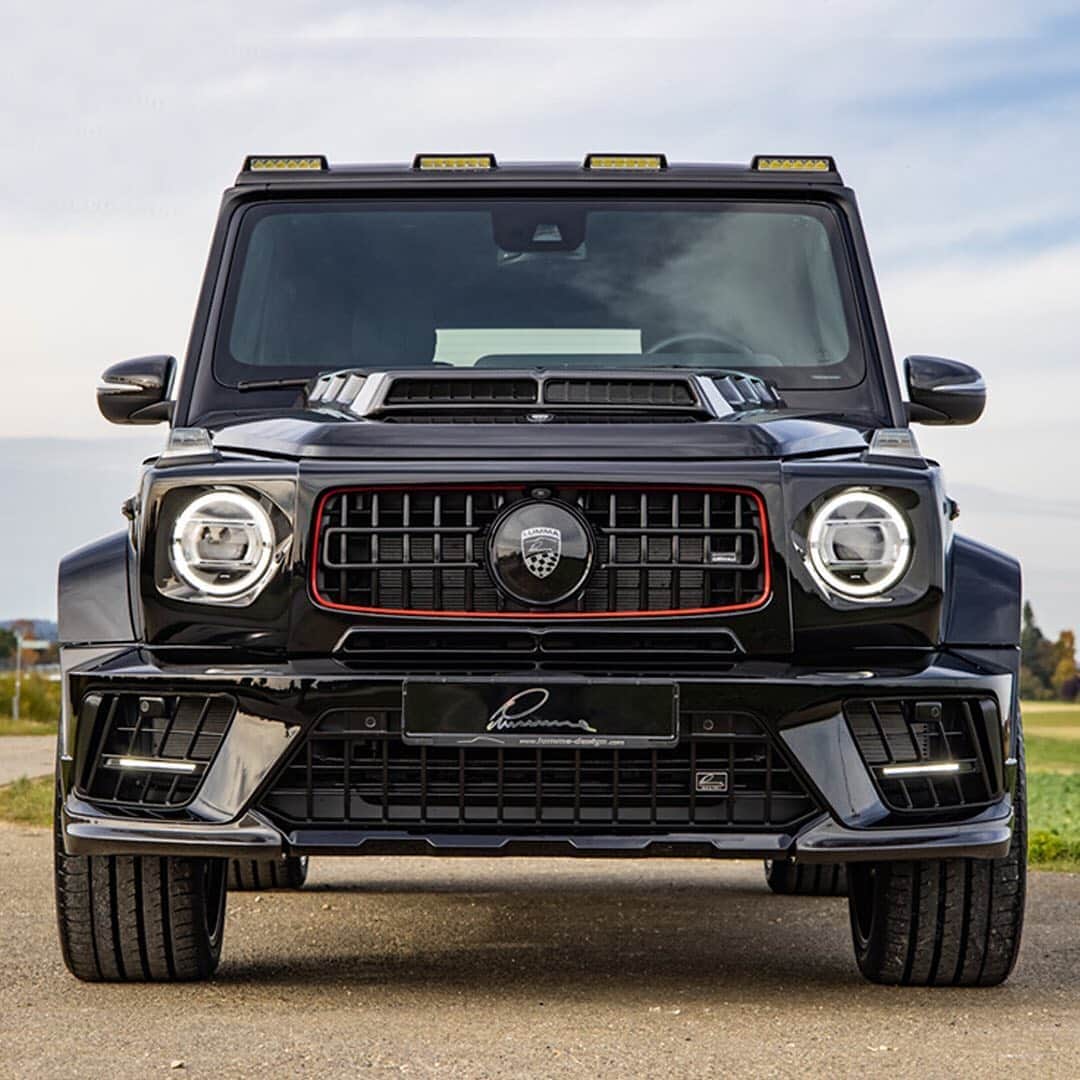 HYPEBEASTさんのインスタグラム写真 - (HYPEBEASTInstagram)「@hypebeastcarclub: LUMMA Design has brought its signature widebody aesthetic to the @mercedesbenz G-Class. At the front, you’ll find a massive hood scoop sitting atop the hood, with a new red-accented grille carrying LED daytime running lights and a massive LUMMA logo. The redesigned front bumper flare out at the bottom, offering a more streamlined flow down to the widebody fenders, which now hover above massive 24-inch CLR RS black wheels to complete the look. The kit will set you back for approximately $15,017 USD,⁠⠀ Photo: LUMMA Design⁠」11月7日 6時11分 - hypebeast