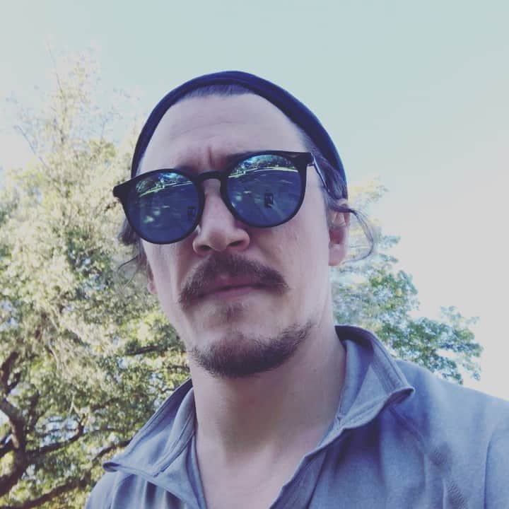 カイル・ガルナーのインスタグラム：「Let’s not get it twisted... your personal page does not protect you from being called out for being an asshole or an idiot.」
