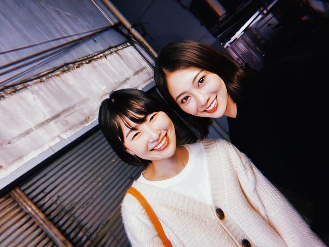 和田安佳莉さんのインスタグラム写真 - (和田安佳莉Instagram)「なんだかんだ長い付き合い。 . #お互い頭おかしい #だからこそ分かり合える #大好き #問題は切り離す #昨日の学び #そうですか #で消化しよう #繊細卒業」11月6日 21時56分 - akariwada_official