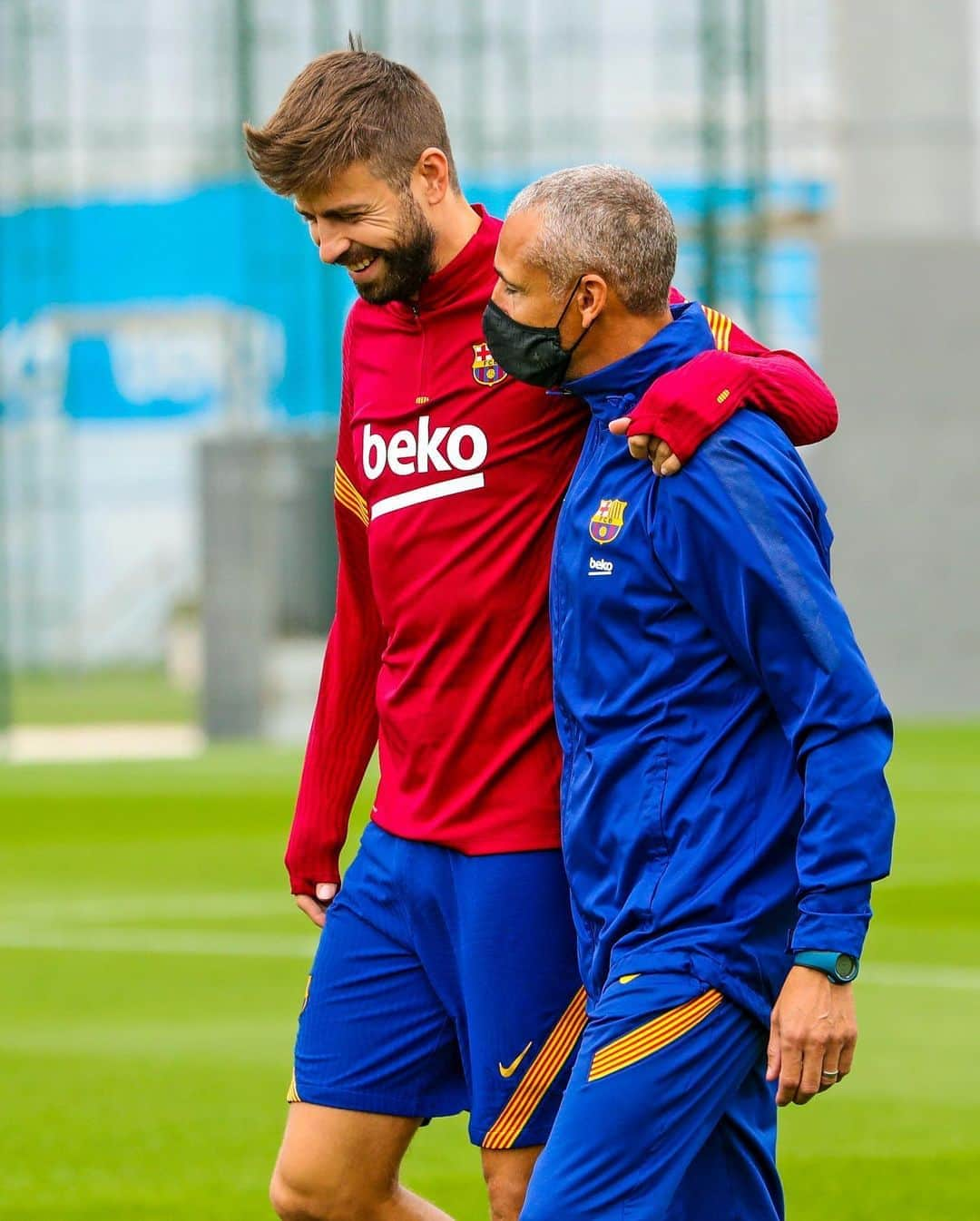 FCバルセロナさんのインスタグラム写真 - (FCバルセロナInstagram)「👀 Fully focused 🛫 Last game before intl. break 🏠 #BarçaBetis」11月6日 21時58分 - fcbarcelona