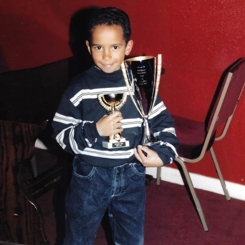 ルイス・ハミルトンさんのインスタグラム写真 - (ルイス・ハミルトンInstagram)「I was 6 years old here when I earned my first two trophies remote control car racing. The small trophy was 2nd place in the electric class championship, against grown men. The bigger was for best new comer in the bigger petrol cars again against men. I was the youngest by at least 15 years. We were also the only people of colour there in a much smaller field. I was so proud, these were some the best days of my life spending time with my dad out the back of the old car we had with our pot noodle soup and bacon sandwiches which was very much an English thing. #1991」11月6日 21時59分 - lewishamilton