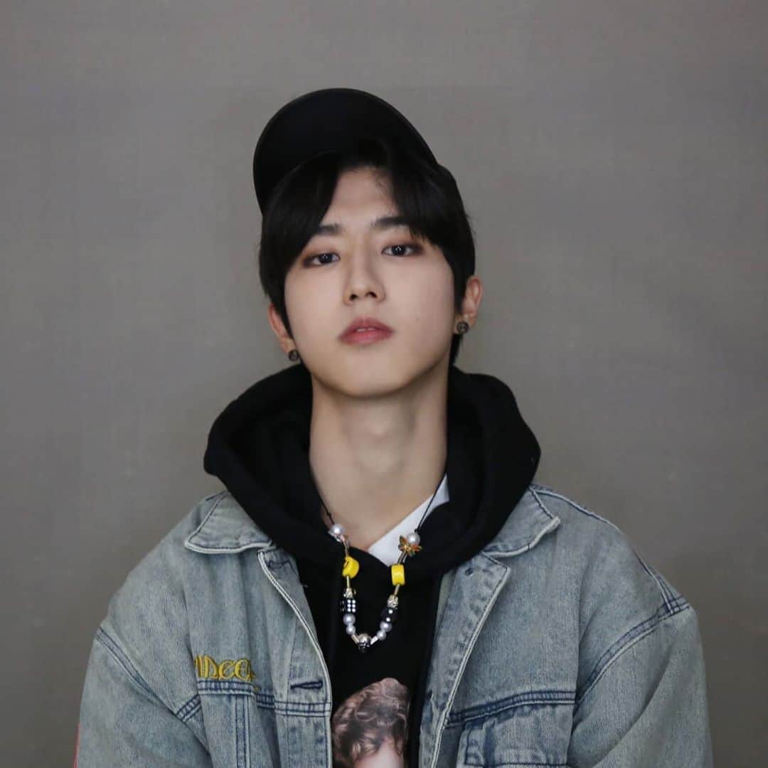 Stray Kidsさんのインスタグラム写真 - (Stray KidsInstagram)「요 스테이~! 노래 잘들으셨나요~~~? ㅋㅋㅋㅋ 놀라셨죠? 저도 많이 놀랐습니다 ㅎㅎ 사진이 잘나온게 많아서 여러분께 공유합니다~ 행복한 밤 보내세요~ #IGOTIT #발음 #조심」11月6日 22時11分 - realstraykids