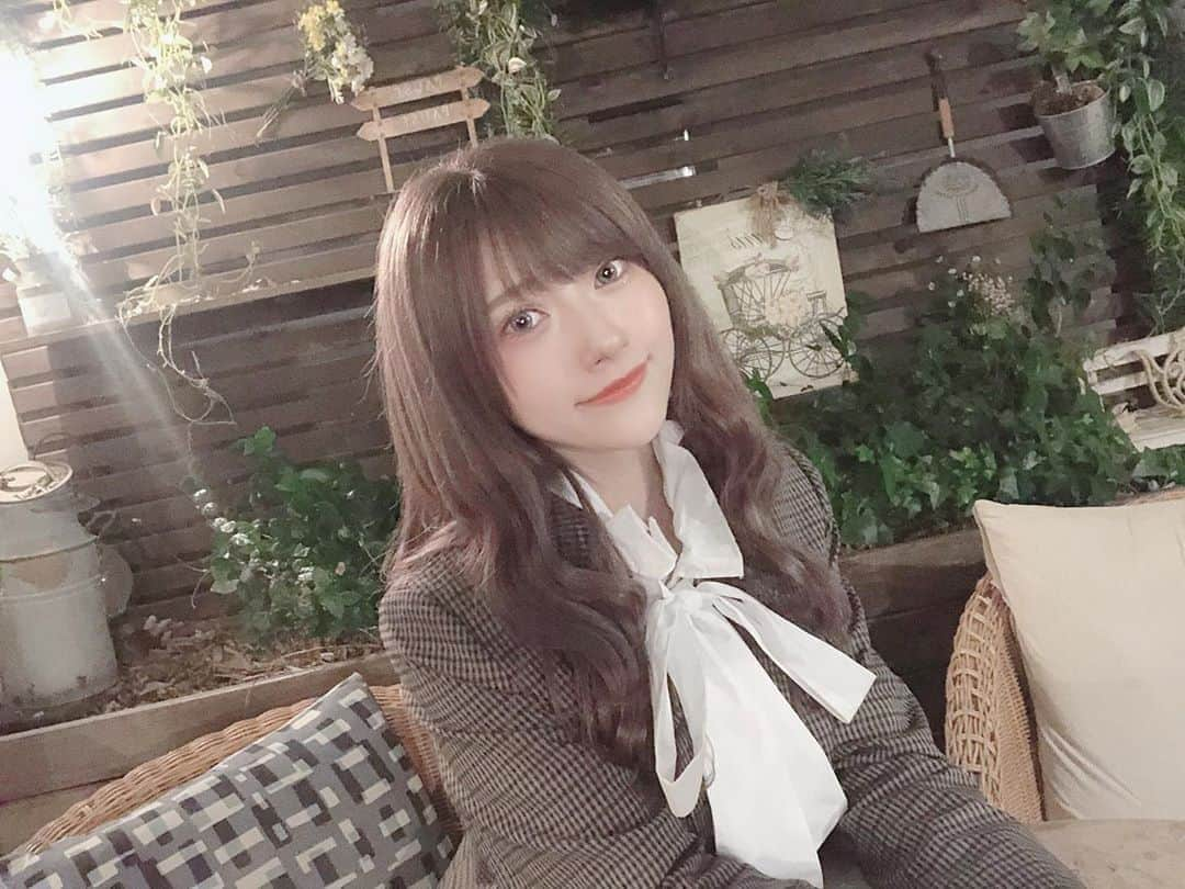 山田麻莉奈さんのインスタグラム写真 - (山田麻莉奈Instagram)「. きのう展示会のあとながえしゃんとごはん行ったとき お写真いっぱい撮ってくれたので いっぱい載せます(*´―｀*)  ありがとうながえしゃん。♡ ( @yua.nagae )」11月6日 22時26分 - marina.yamada_324