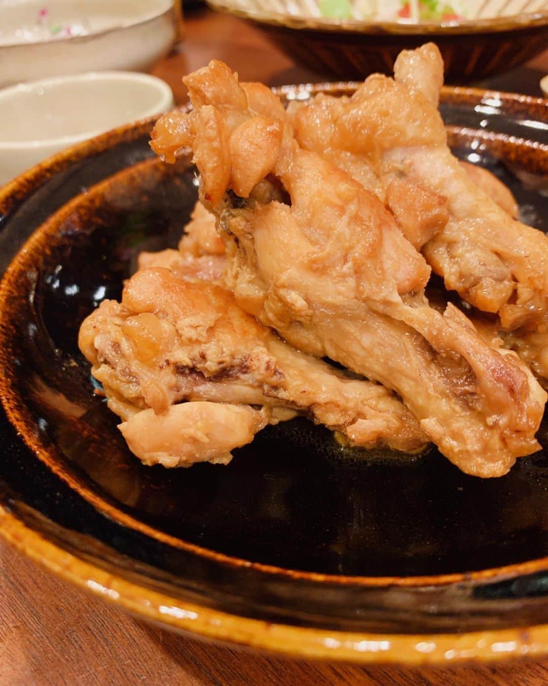 佐々木希さんのインスタグラム写真 - (佐々木希Instagram)「お酢で煮込んだ手羽元。 柔らかい☺︎ そして頂いた、いくらを味付けしました。  #希んちのごはん」11月6日 22時26分 - nozomisasaki_official