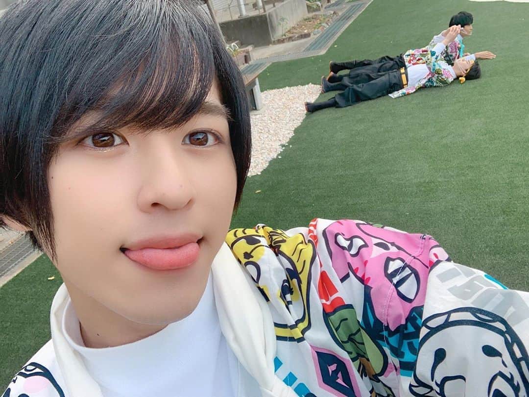 祭nine.さんのインスタグラム写真 - (祭nine.Instagram)「ﾋﾄｺﾏ。 . またまた久しぶりになってしまった🙂💦 (この導入やめるね) 祭nine.のInstagramを映えさせてくぞー! . そもそも映えとは何ぞや…🤔🌀 と考え出したらキリないし 危ないアップルパイ載せてる子もいるから気にしないでく😌 . そーたまる◎@bmk_sotanに 浦上特集の投稿載せて貰えたからぜひ観て☺️💚 うれちぃ . この間だし巻き卵めっちゃ上手に作れたからみんなに見て欲しかったなあ〜〜 でもオムライスはめちゃくちゃ失敗した💫 . てInstagramの在り方わかんなくなってきた . #祭nine. #うらぽん #浦上拓也 #😈🧸」11月6日 22時51分 - matsuri_nine.official