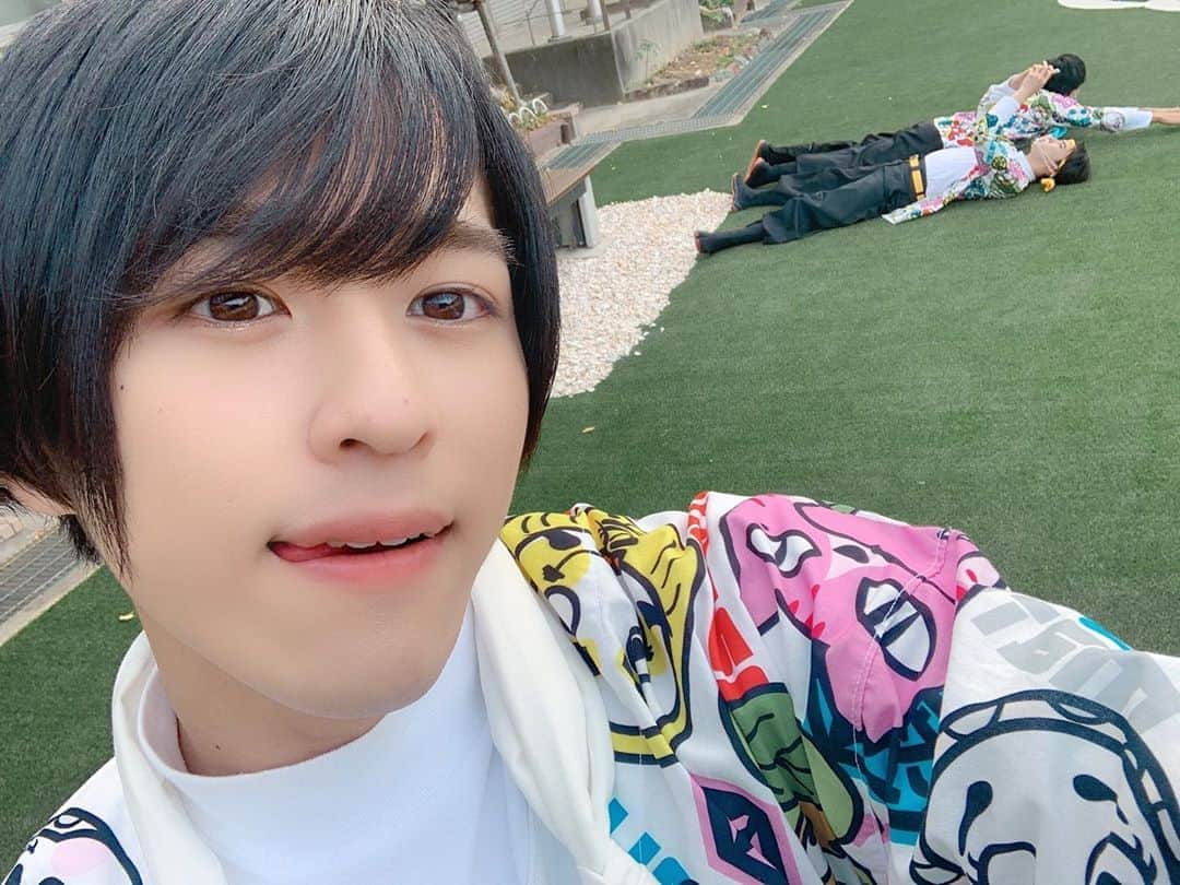 祭nine.さんのインスタグラム写真 - (祭nine.Instagram)「ﾋﾄｺﾏ。 . またまた久しぶりになってしまった🙂💦 (この導入やめるね) 祭nine.のInstagramを映えさせてくぞー! . そもそも映えとは何ぞや…🤔🌀 と考え出したらキリないし 危ないアップルパイ載せてる子もいるから気にしないでく😌 . そーたまる◎@bmk_sotanに 浦上特集の投稿載せて貰えたからぜひ観て☺️💚 うれちぃ . この間だし巻き卵めっちゃ上手に作れたからみんなに見て欲しかったなあ〜〜 でもオムライスはめちゃくちゃ失敗した💫 . てInstagramの在り方わかんなくなってきた . #祭nine. #うらぽん #浦上拓也 #😈🧸」11月6日 22時51分 - matsuri_nine.official