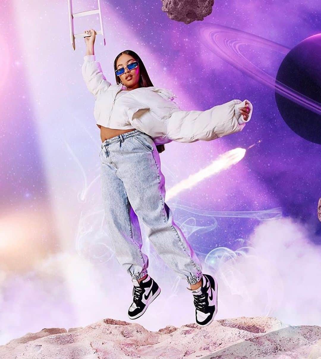 ユアアイズライのインスタグラム：「the gorgeous YELENA for @boohoo AW20 campaign 💜💥✨🪐」