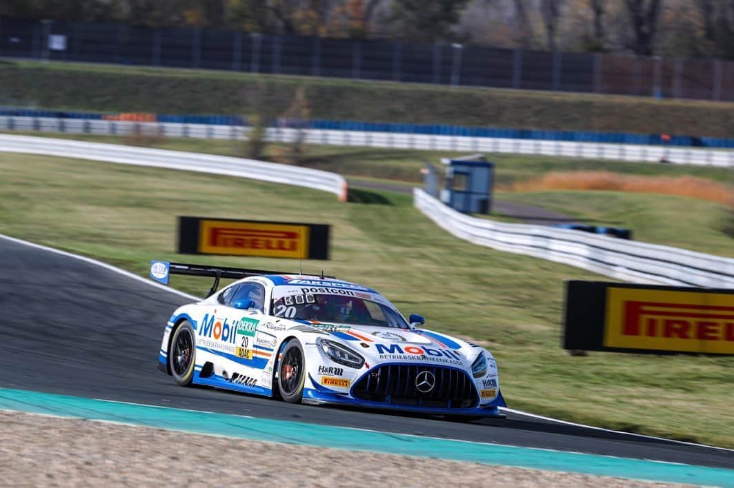 Mercedes AMGさんのインスタグラム写真 - (Mercedes AMGInstagram)「The ADAC GT Masters season finale takes place this weekend at the @motorsport_arena_oschersleben. After six eventful race events, six Mercedes-AMG GT3s will be chasing points in the Super Sports Car League one last time this year.  With two races to go (Saturday 1.15 p.m., Sunday 1.10 p.m.), @maroengel and @lucastolz still have good chances of winning the drivers' title while @toksportwrt (#22) is only eight points behind the leaders in the team classification. In addition, @schuetzmotorsport will enter the competition with one car (#36) whereas @htpmotorsport / @winwardracing (#47, #48) and @zakspeed (#20, #21) line up on the grid with two GT3s each.   Good luck to all teams and drivers!   #AMGGT3 #MercedesAMG #MercedesAMGMotorsport #10YearsAMGCustomerRacing #GTMasters」11月6日 22時58分 - mercedesamg