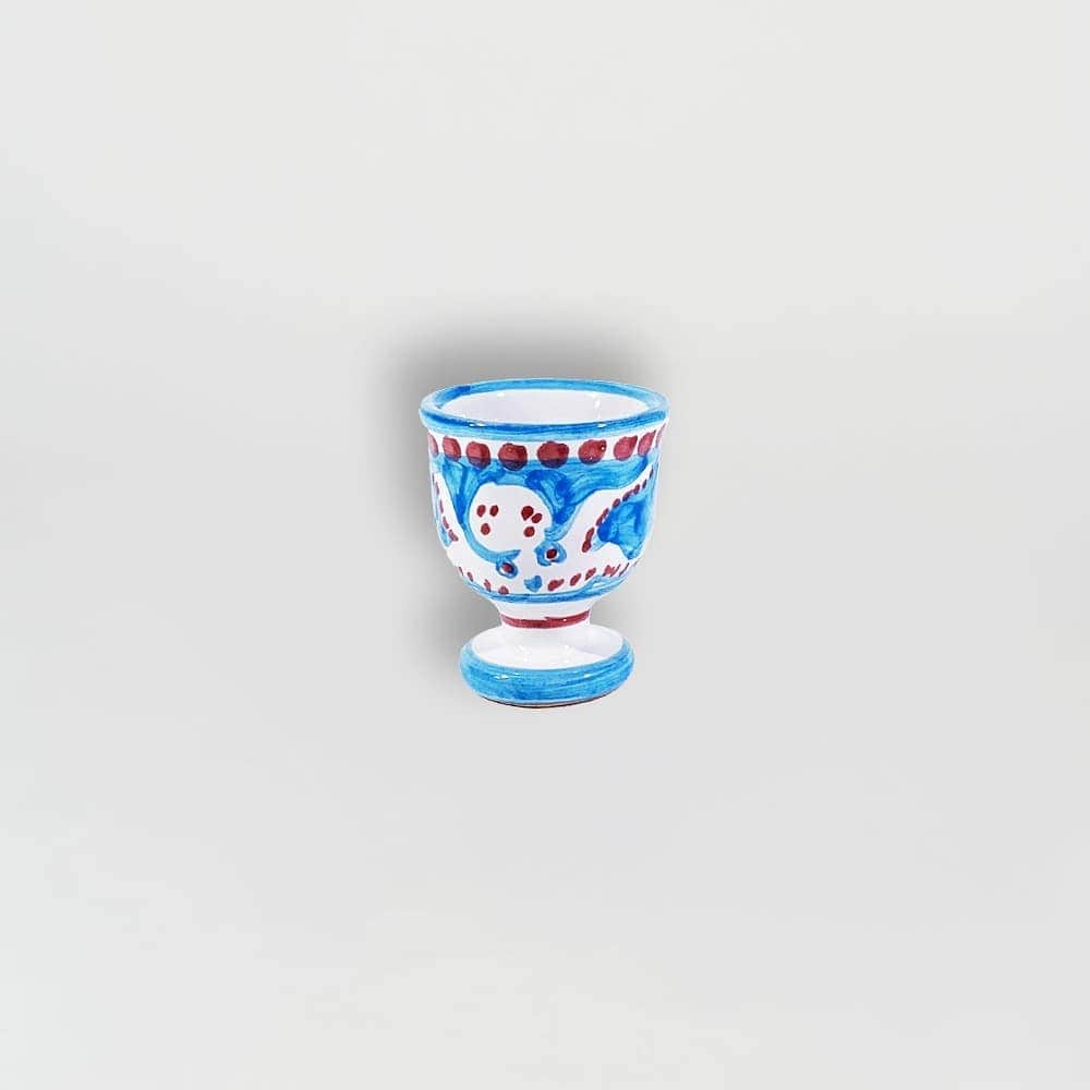 ポール&ジョーさんのインスタグラム写真 - (ポール&ジョーInstagram)「Spicy octopus 🐙⁠ Discover our new collection of Ceramica Assunta Positano !⁠ -⁠ For this new opus, egg cups, salt shakers, decanters, and plates come to decorate your tables. Each unique ceramic piece is made by Italian artisans in Positano and decorated with a brush based on watercolor tones and lucky bestiary themes !⁠ -⁠ Photo by @ceramicaassuntapositano - #PaulandJoe #Ceramica #Handmade #Artisanat #Positano #Artigianato」11月6日 23時15分 - paulandjoeparis