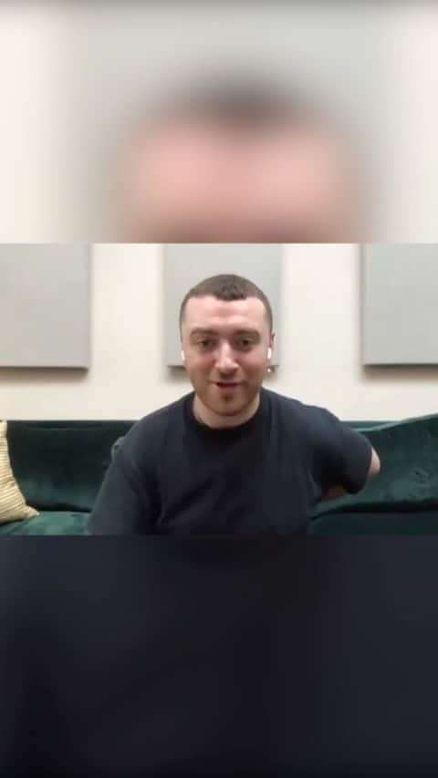 ファーン・コットンのインスタグラム：「A wonderful conversation that you can watch in full at YouTube.com/fearnecotton or listen to wherever you get your podcasts @happyplaceofficial 🧀🧀♥️」