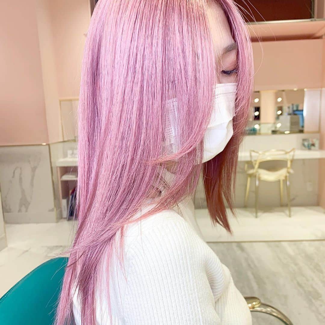 原涼香のインスタグラム：「𝐑𝐨𝐦𝐚𝐧𝐭𝐢𝐜 𝐩𝐢𝐧𝐤  冬のpinkってかわい🤍 ㅤㅤㅤㅤㅤㅤㅤㅤㅤㅤㅤㅤㅤ」