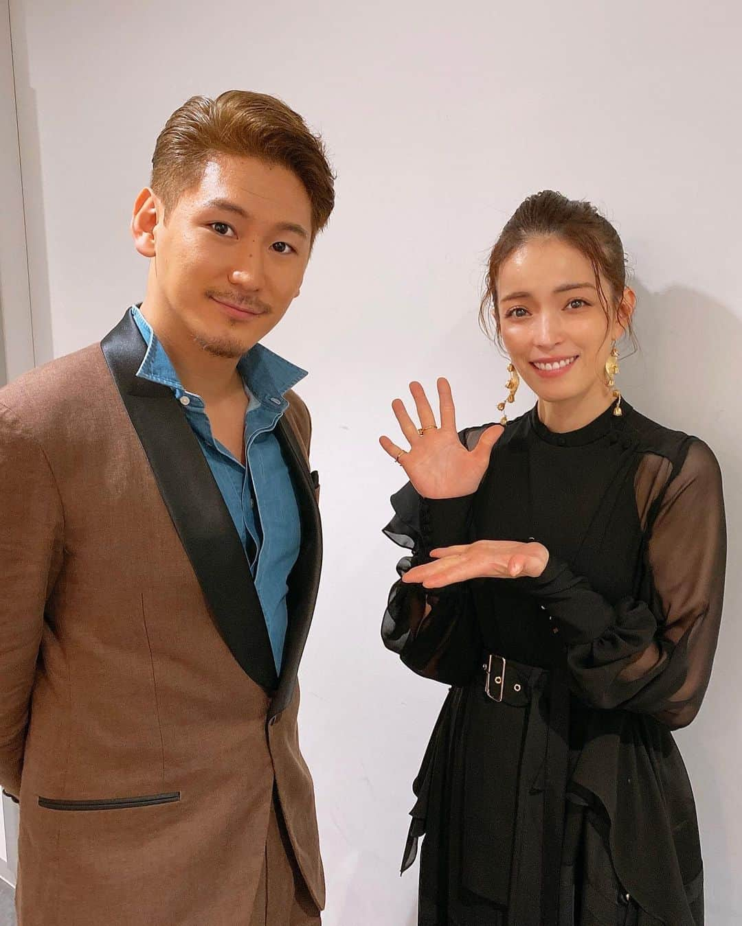 小野田龍之介さんのインスタグラム写真 - (小野田龍之介Instagram)「20周年コンサート⭐️ 無事終えることができました🎉 ご来場くださった皆様 応援してくださった皆様 コンサートに関わる全ての皆様 本当にありがとうございました🌹 心より感謝いたします✨✨✨ コロナ禍でまだまだ不安定の中こうして個人の20周年の記念コンサートを開催できたこと本当に有り難く思っております😭 今後ますます邁進してまいります‼️ これからも宜しくお願い致します🌈🌈🌈 ＊ ＊ ＊ #小野田龍之介  #20周年コンサート  #RyunosukeOnoda  #20thanniversaryconcert  #音楽監督 #ピアノ #大貫祐一郎  #キーボード #扇谷研人  #ギター #齋藤隆広  #ベース #村上聖  #ドラム #足立浩  #ゲスト #guest  #昆夏美 （昼） #知念里奈 （夜）」11月6日 23時58分 - ryunosuke_onoda