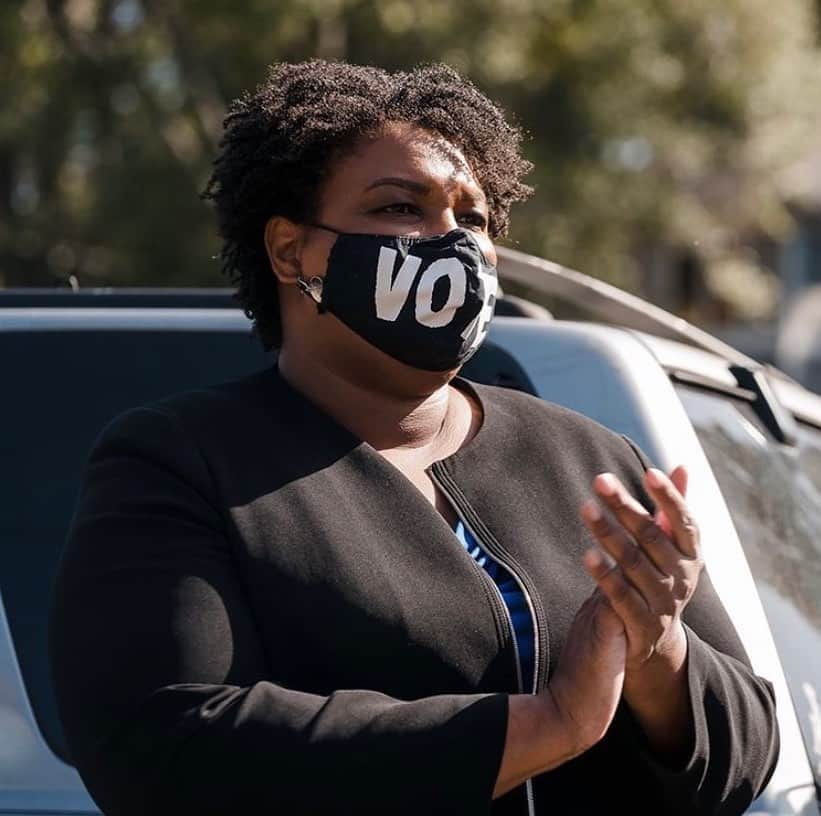 ケイティ・キャシディさんのインスタグラム写真 - (ケイティ・キャシディInstagram)「@staceyabrams WE OWE IT TO YOU!!!! Thank you for saving our democracy! KEEP COUNTING!!! 🙌🏼🗳👏🏼💙 @joebiden @kamalaharris」11月7日 0時24分 - katiecassidy