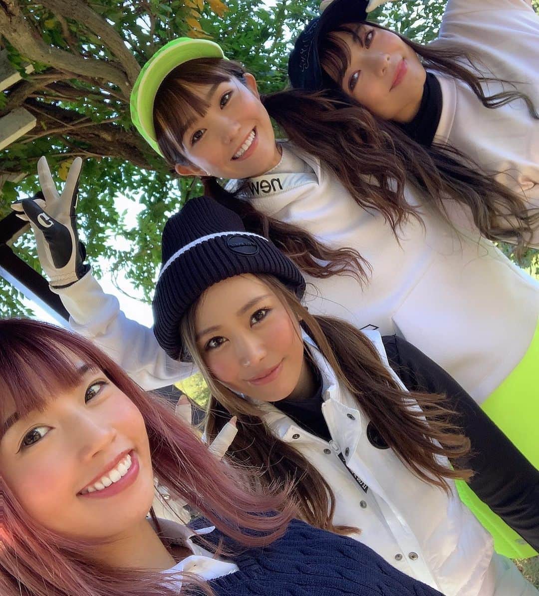 渡瀬茜さんのインスタグラム写真 - (渡瀬茜Instagram)「バーディーズカップ11月大会ご参加してくれた皆様ありがとうございました😆💖 今回は優勝🥇ドラコン🏌️‍♀️ニアピン⛳️とりましたー✌️✨ この三冠とったのはバーディーズカップ参加し始めて初なのですごく嬉しすぎました😆💖 パターがだめだめすぎてスコアは90で90切りはならずでしたがとっても楽しかったです😊  今年のバーディーズカップは12月大会が最後で残り1戦となってしまいました😢  GTバーディーズカップ2020最終戦もみんなで楽しくゴルフしましょうね❣️  @golftoday_birdies  #ゴルフトゥデイ#ゴルフ#lecoqsportif #ルコック#ルコックゴルフGTバーディーズ#バーディーズカップ#gtbcup#女子ゴルフ#女子ゴルフ軍団#ゴルフウェア#ゴルフ女子ファッション#ゴルフ大好き#ドラコン#ニアピン」11月7日 0時25分 - wataseakane1