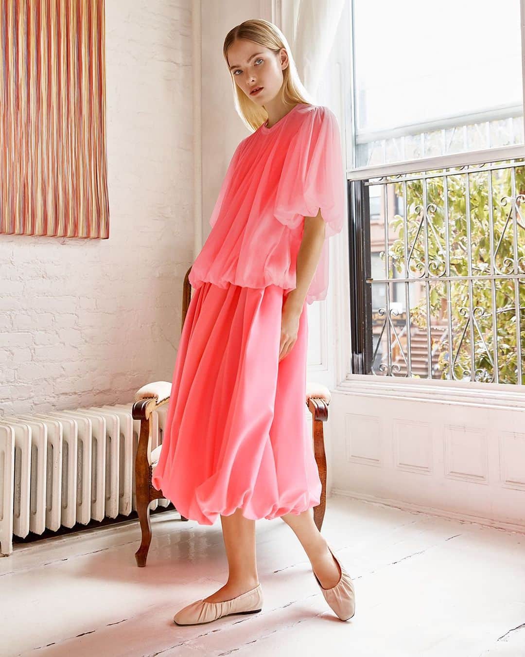 Saks Fifth Avenueのインスタグラム：「In the mood for something pink? Anything is possible with @commedesgarcons ladylike silhouettes. #SaksStyle」