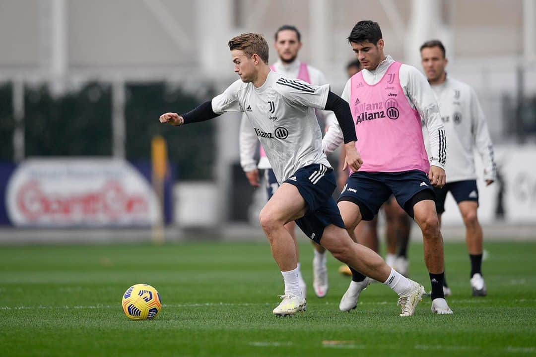 マタイス・デ・リフトさんのインスタグラム写真 - (マタイス・デ・リフトInstagram)「Training today ⚽️ @juventus」11月7日 0時58分 - mdeligt_