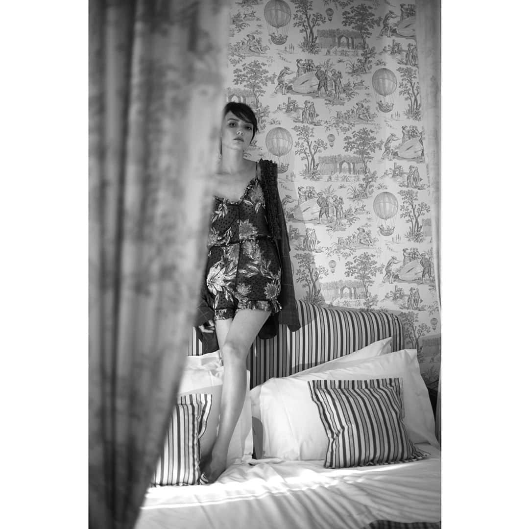 クリスティーナティーのインスタグラム：「ANIA / CAPITOLO TRE / KTI REALITY Ph. @steve_panariti  #ktireality #kristinati #kti」
