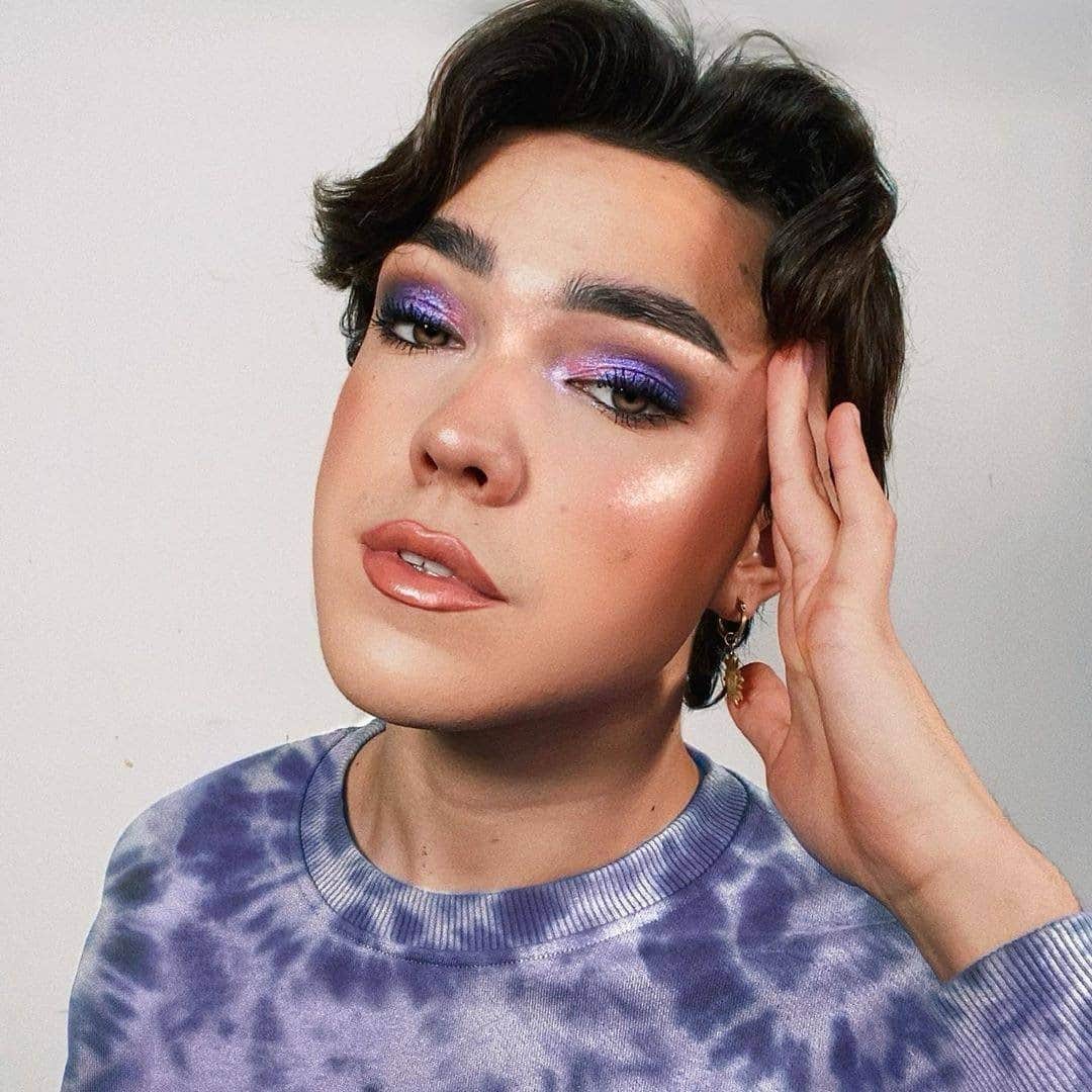 M•A•C Cosmetics Franceさんのインスタグラム写真 - (M•A•C Cosmetics FranceInstagram)「M•A•C - MAKEUP LISA 🙌  @fabiancrfx a réalisé un makeup complet avec avec les produits favoris de @lalalalisa_m et dans ses tonalités préférées ! 😍  Vous souhaitez reproduire le makeup ? Il a utilisé les produits :  ❄️ Fond de teint poudre Studio Fix  ❄️Glow Play Blush  ❄️Highlighter "Show Gold" ❄️Fards à paupières "Espresso" et "Stars n rocket" ❄️Dazzlesahdow Liquid "Pantertized"  Quelles sont les teintes que vous préférez ?   #MACCosmetics #MACCosmeticsFrance」11月7日 2時00分 - maccosmeticsfrance
