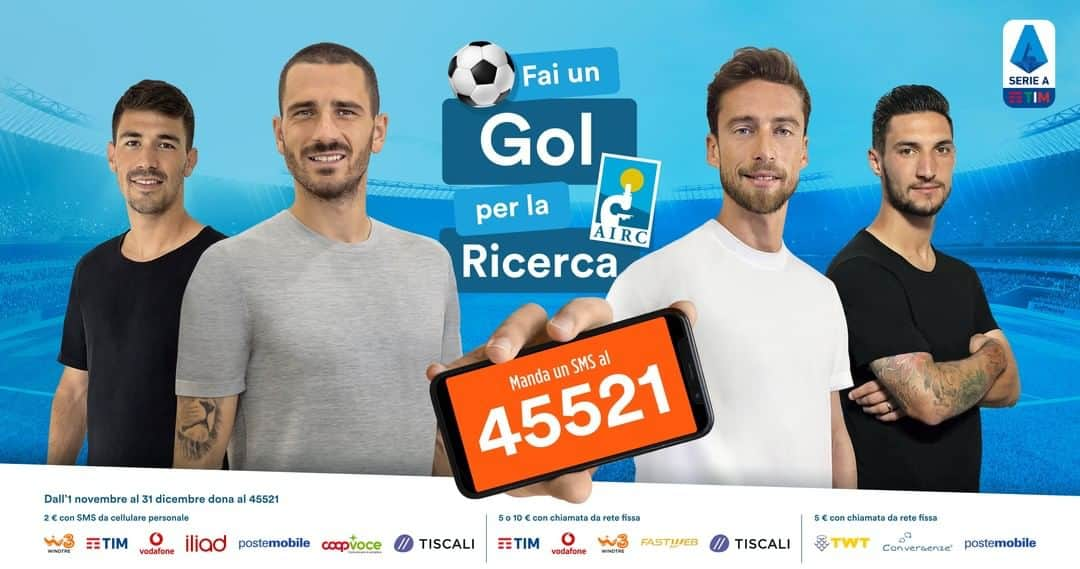 SSラツィオさんのインスタグラム写真 - (SSラツィオInstagram)「⚽️ Facciamo tutti insieme un #GolPerLaRicerca!  📱 Dona con un sms al 45521 o su www.airc.it 🔬 Aiutiamo i ricercatori @airc.it a rendere il cancro sempre più curabile  #insiemeperAIRC」11月7日 2時00分 - official_sslazio