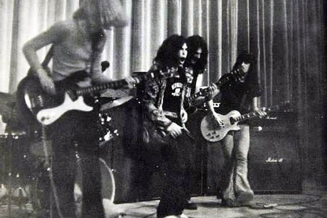 スラッシュさんのインスタグラム写真 - (スラッシュInstagram)「#Repost @aerosmith  50 years ago today!!! Nov. 6, 1970 #Aerosmith plays their first ever show at Nipmuc Regional High School in Mendon, MA. The new band got the gig because Joe Perry‘s mother, who worked at a nearby school, knew someone at Nipmuc, and helped set it up. At the time, Ray Tabano was on rhythm guitar. He would be replaced by Brad Whitford a year later.  We have a lot of amazing things coming to celebrate #Aerosmith50! Sadly, due to everything going on there have been some unexpected delays. But don’t worry, you won’t believe the treasures we have been digging out of the vaults to share with the #BlueArmy. It will be worth the wait... Stay Tuned!!!  Photo courtesy of Ed Malhoit iiii]; )'」11月7日 2時26分 - slash