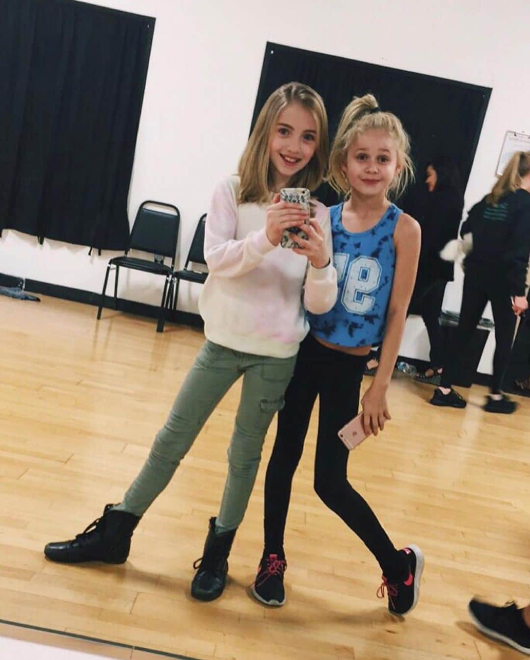 Ruby Rose Turnerさんのインスタグラム写真 - (Ruby Rose TurnerInstagram)「happy birthday laur bunny!!! 16🎂i’ve loved you for 5 years now and  you are truly the most kind hearted person I’ve ever met. i miss seeing your face and your sweet spirit like crazy and hope to celebrate with you soon🤍love u endlessly」11月7日 2時32分 - rubyroseturner