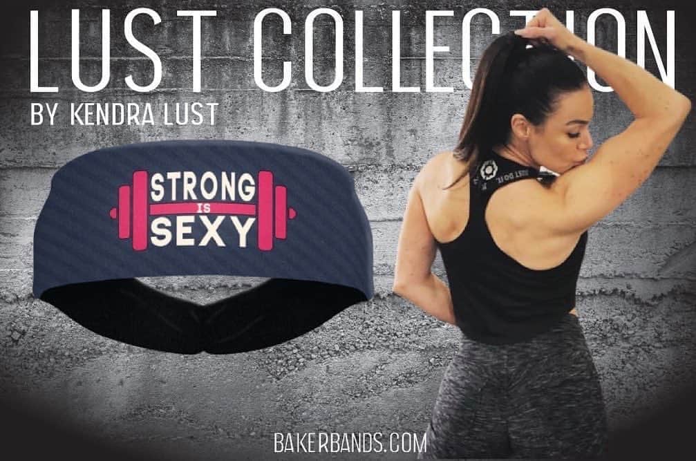 Kendra Lustさんのインスタグラム写真 - (Kendra LustInstagram)「Check out #LustCollection from @custombakerbands #custommade #headbands #strongissexy #fridayvibes」11月7日 2時47分 - kendralust