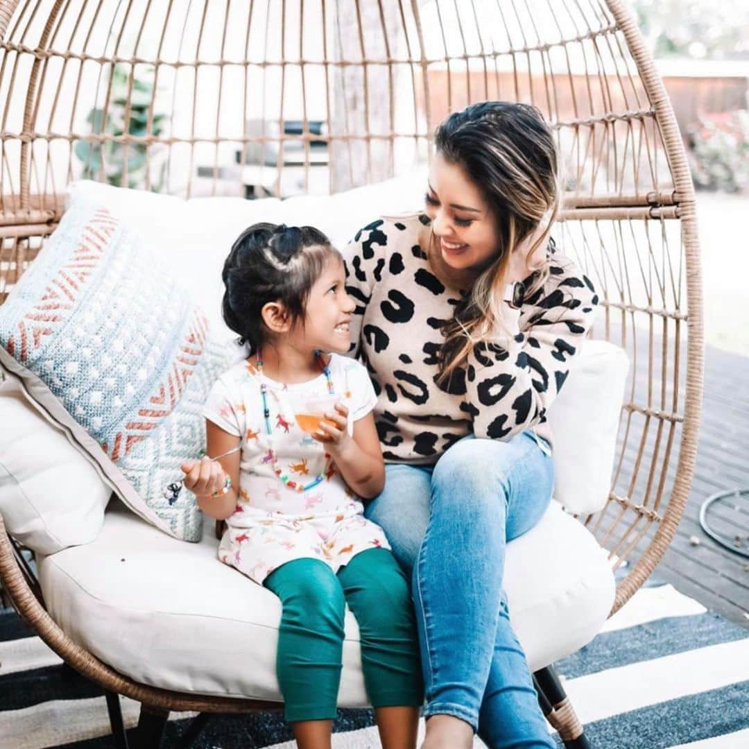 Dole Packaged Foods（ドール）のインスタグラム：「Kids love the treat—parents love that there’s no sugar added. Fruit Bowls® are the snack everyone can feel good about, so why not add it to the grocery list? [📸: @CuteNLittle]」