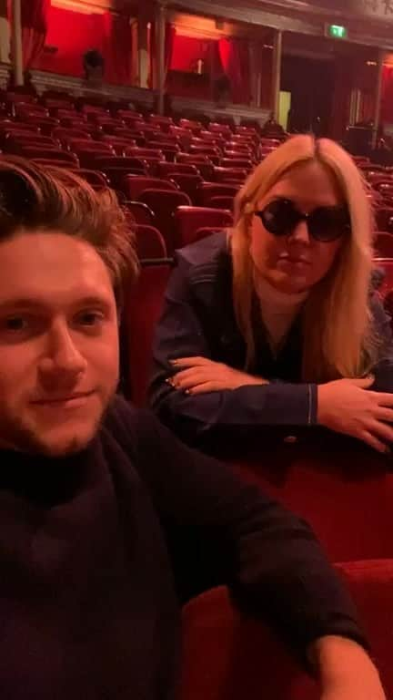 ナイル・ホーランのインスタグラム：「Get your tickets to tomorrow’s livestream at niallhoran.com」