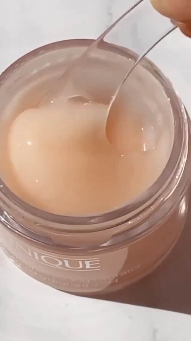 クリニークのインスタグラム