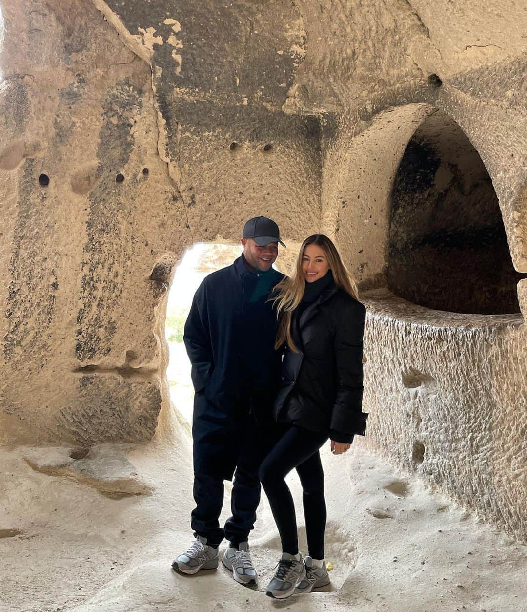 Mathilde Goehlerさんのインスタグラム写真 - (Mathilde GoehlerInstagram)「Favourite explorers 🖤🖤🖤🕊」11月7日 16時20分 - mathildegoehler