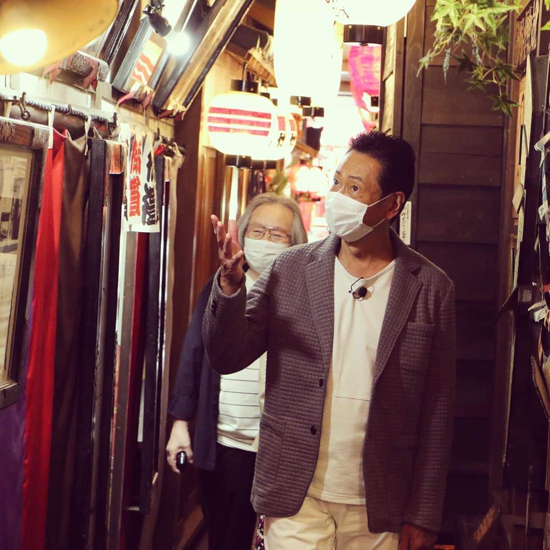 テレビ大阪「おとな旅あるき旅」さんのインスタグラム写真 - (テレビ大阪「おとな旅あるき旅」Instagram)「今夜のおとな旅あるき旅（テレビ大阪）は、新発見が楽しい 難波から心斎橋でミナミの名店めぐりです！  歴史に培われたうまいもんが盛り沢山！ 肉の名店「はり重」のお得ランチや、５５１豚まんの意外な食べ方、大阪ならではのうどんすきなど、寒くなるこれからにピッタリの名物で食いだおれ！さらに、法善寺横丁やとんぼりクルーズなど新旧の大阪らしい風景も満喫！お楽しみに！  今夜 18:30〜  #おとな旅あるき旅#テレビ大阪#三田村邦彦#坂本七菜#大阪#ミナミ#なんば#心斎橋#道頓堀#法善寺横丁#御堂筋#とんぼりクルーズ#くいだおれ#蒲鉾#551#蓬莱#豚まん#はり重#ビーフワン#うどんすき#美々卯」11月7日 15時15分 - tvo.otonatabi