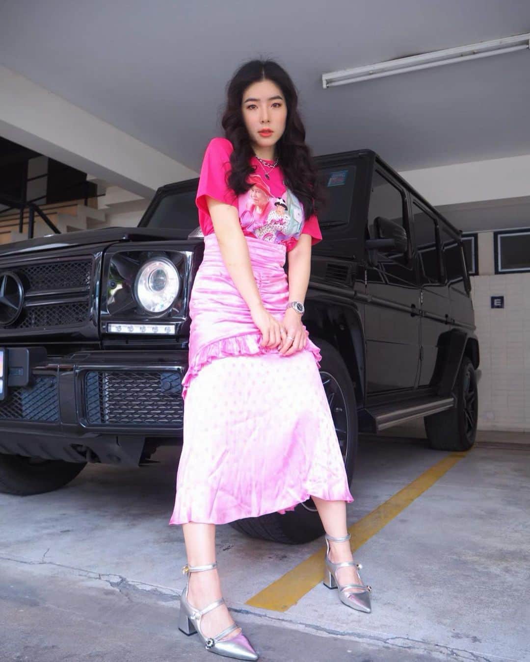 GYEON SEOのインスタグラム：「_* 🖤💗🖤💗 . . @tandtbangkok」