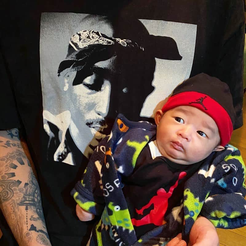 DJ JUICYのインスタグラム：「😎2pac&ZEN👶  #2pac#baby#babyboy#jordan #息子#成長記録#赤ちゃん」
