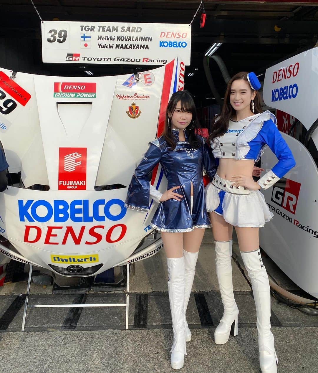 武田美憂のインスタグラム：「. 本日SGT予選日でした✨ 39号車は明日の決勝は 12番手スタートです*･ᴗ･ )⚐⚑ . 凸凹コンビで明日も アツい応援を送りますっ！！ 皆さんもついてきてくださいね🚗 .  #オウルテックレディ #オウルテック #owltech #sgt #supergt #owltech #tgrteamsard #sard #いいねしてね #portrait #portraitphotography #model #japanesegirl  #racequeen #レースクイーン #グラビア #水着 #ハウススタジオ #被写体モデル #被写体 #モデル #作品撮り #ポトレ #ポートレート #followme #フォロワー増やしたい #フォロワー募集」