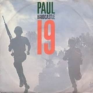 中村松江さんのインスタグラム写真 - (中村松江Instagram)「今日の一曲はPaul Hardcastleのシングルで『19』です✨ アルバム「Paul Hardcastle」にも収録。 1985年リリースのベトナム戦争を題材に、テレビのドキュメンタリー番組のナレーションや兵士へのインタビュー音声等をサンプリングしたポール・ハードキャッスルによるヒット曲です👍 今も昔も、この曲が何故かどうしてか突然大ヒットすることがありまして(今風に言うとバズる😅)、これもそんな一曲で、何なんだコレはという感じで飛びついた憶えがあります✨ (№428) #歌舞伎 #中村松江 #paulhardcastle #19」11月7日 8時10分 - matsue_nakamuraofficial