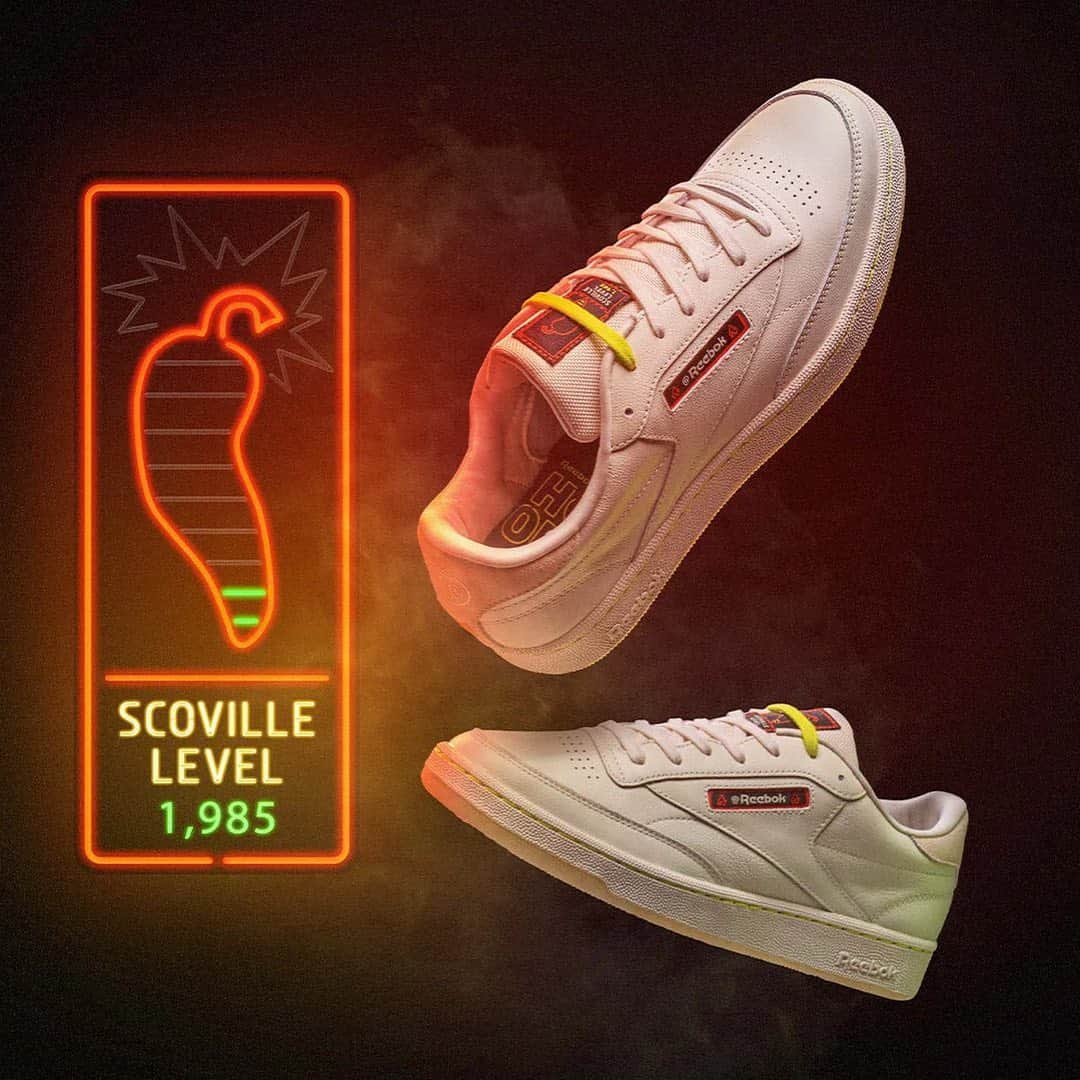 shoes ????さんのインスタグラム写真 - (shoes ????Instagram)「Reebok are teaming up with Hot Ones for a spicy new collection of sneakers 👟🌶   Which one of these kicks would you rock to eat wings with @seanseaevans ? 🔥  ➡️ for the Sneaker Scovilles @reebokclassics  @hotonesgameshow」11月7日 8時21分 - shoes