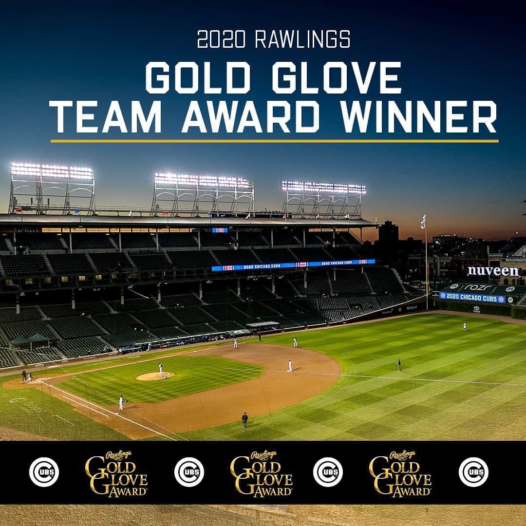 シカゴ・カブスさんのインスタグラム写真 - (シカゴ・カブスInstagram)「The #Cubs have been named the top defensive team in the NL, winning the first ever Rawlings Gold Glove Team Award!」11月7日 8時43分 - cubs